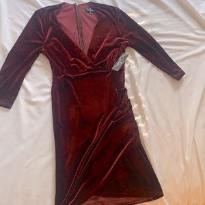 NWT! Lulus Burgundy Velvet Mini. Deep-Vneck, wrap detail, 3/4 sleeve. Size Small